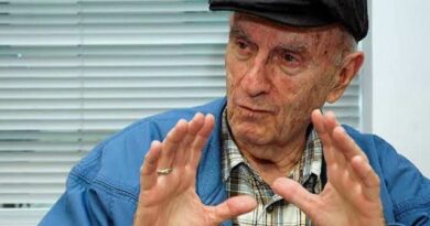 Muere a las 95 años la enciclopedia de la musica cubana el musicologo y abogado Cristobal Diaz Ayala